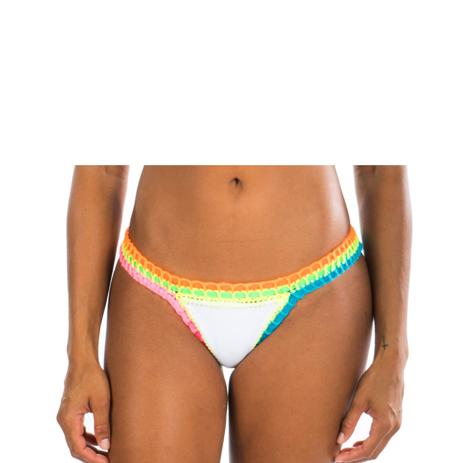WHITE / MULTICOLOR CROCHET-TRIM BIKINI BOTTOM - Bikinis Market